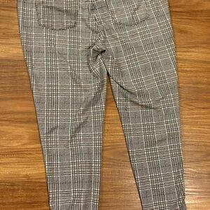 Seven7 Women’s Black and White Plaid Dress Pants